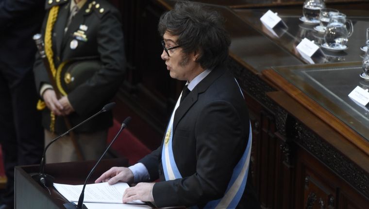 El presidente Javier Milei presentando el Presupuesto 2025. Foto: Juan Mateo Aberastain Zubimendi / MDZ.