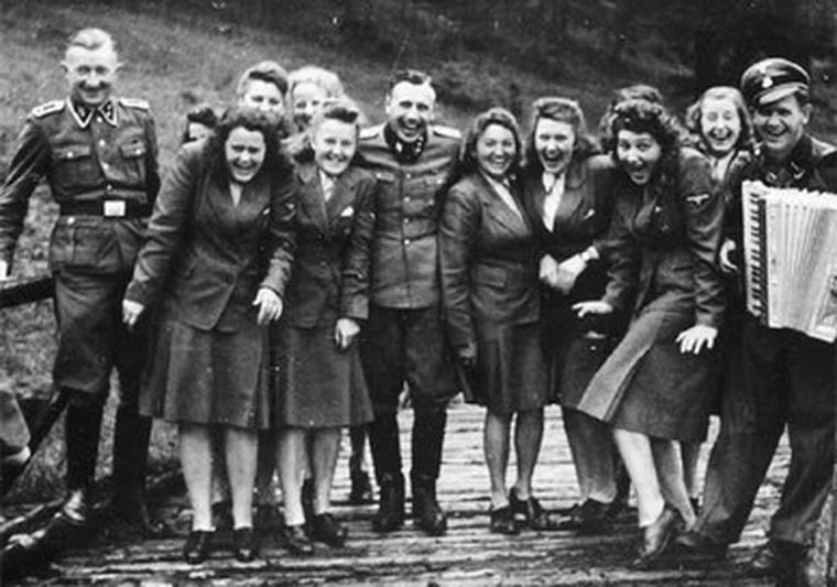 La cara nazi del Holocausto en Auschwitz.