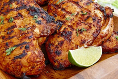 Admira esta verdadera delicia ¡dejarás a tus invitados boquiabiertos cuando la prueben! Foto: Mui Kitchen