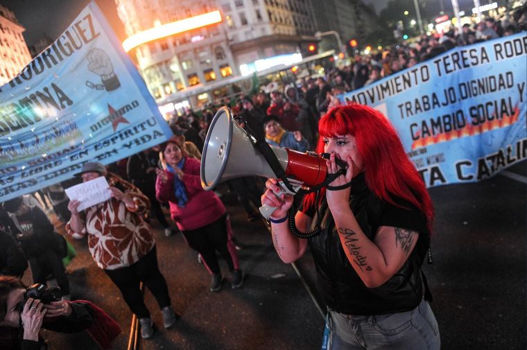 Manifestantes marcharon en centro de la Ciudad de Buenos Aires Foto: Telam