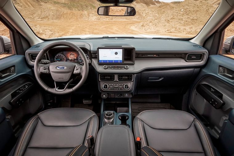 En su interior Ford ofrece una pantalla central de 8 pulgadas Foto: Ford