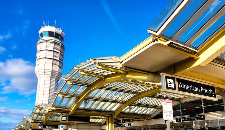 Los maullidos de los pilotos fueron escuchados por otros colegas de la torre de control del Washingtons Reagan National Airport (DCA).