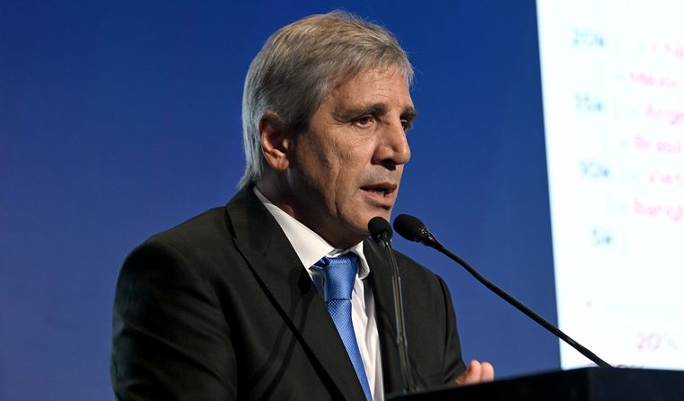 luis caputo foro de inversiones (6)