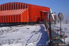 por el frio quedo aislada la base marambio