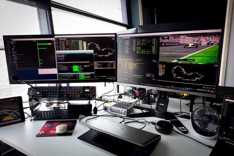 La telemetría utilizada en la Fórmula 1 para analizar el rendimiento de los vehículos que llegó a la industria argentina. La telemetría utilizada en la Fórmula 1 para analizar el rendimiento de los vehículos que llegó a la industria argentina.