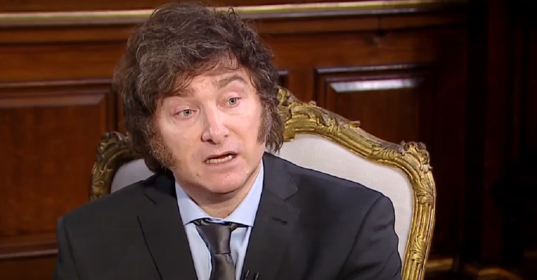 Javier Milei apuntó este jueves contra Kicillof y Larreta y se mostró confiado con la baja de la inflación Foto: Captura de video LN+