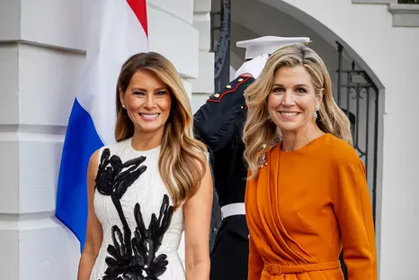 Así fueron los looks de Melania Trump y Máxima Zorreguieta. Así fueron los looks de Melania Trump y Máxima Zorreguieta.