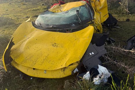 El conductor de la Ferrari salió ileso. El conductor de la Ferrari salió ileso.