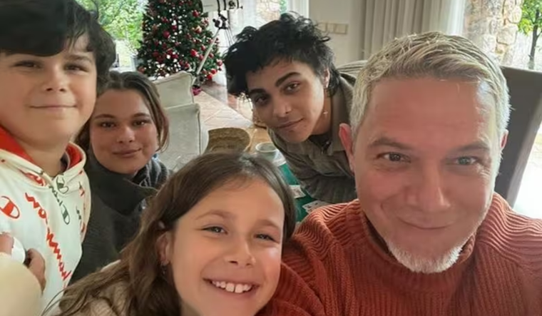 Alejandro Sanz comparte tiempo con los cuatro hijos que tuvo con tres mujeres distintas. Foto: Instagram @alejandrosanz