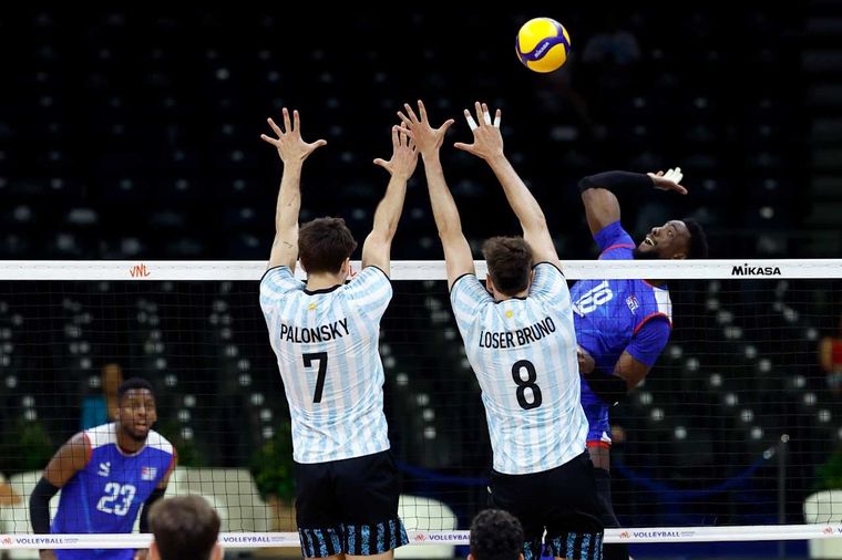 Agustín Loser fue fundamental para que Argentina culmine de gran manera la Liga de las Naciones de vóley.