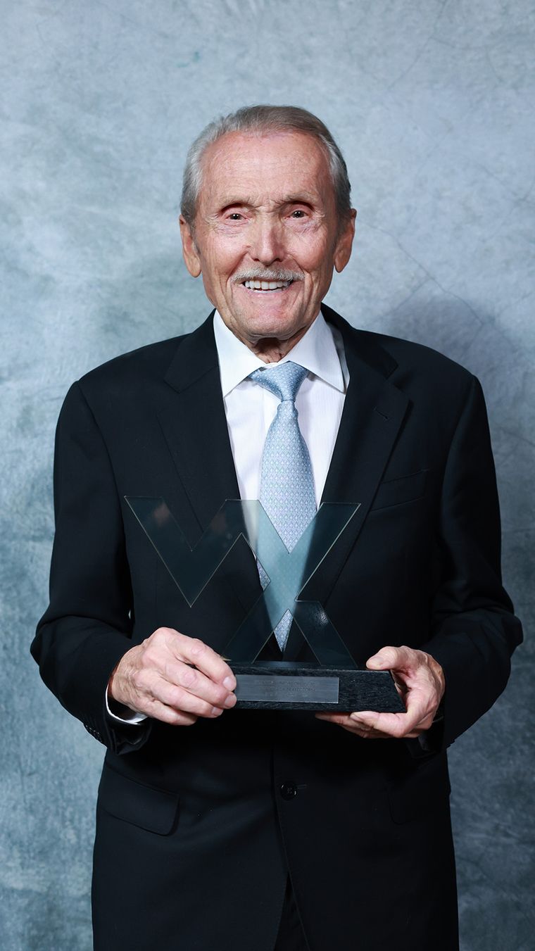Alberto Arizu también se llevó el premio al Lanzamiento del año - Leon Cabernet Sauvignon 2022 - Luigi Bosca Alberto Arizu también se llevó el premio al Lanzamiento del año - Leon Cabernet Sauvignon 2022 - Luigi Bosca