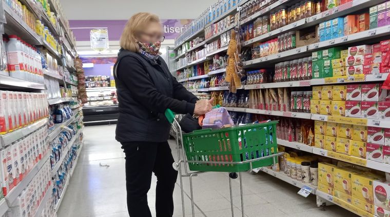 Para los sectores de ingresos fijos la inflación es el principal problema que presenta la economía, pero el Gobierno no acierta en medidas que conduzcan a reducirla.