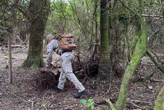 Uno de los tantos rastrillajes para dar con Loan. Foto: NA