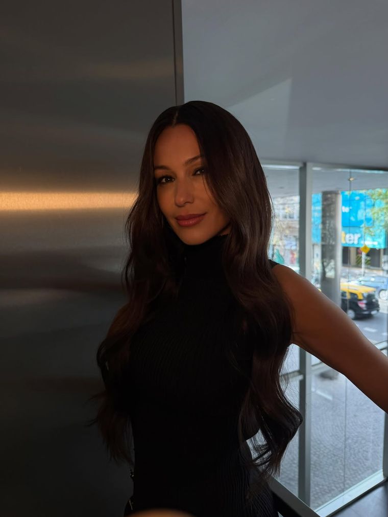 El detalle de las extensiones de Pampita. El detalle de las extensiones de Pampita.