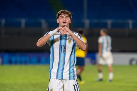 La Selección argentina Sub 17 venció a Ecuadro y se metió en la final del Sudamericano. La Selección argentina Sub 17 venció a Ecuadro y se metió en la final del Sudamericano.