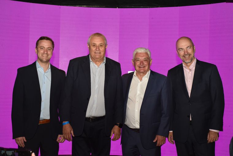 Federico Pernuzzi, Enso Olocco, Alfredo Panella y Sergio Montaña. Federico Pernuzzi, Enso Olocco, Alfredo Panella y Sergio Montaña.