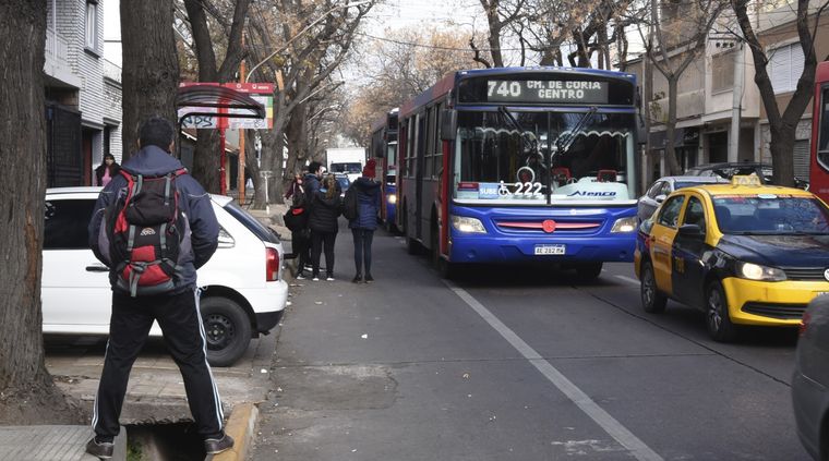 Este martes se anunció una nueva suba en la tarifa del boleto de colectivos. Foto: Rodrigo DAngelo / MDZ