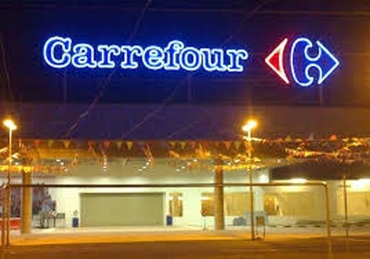 Golpe Los delincuentes estaban organizados y no perdieron un segundo.