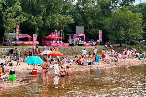 Con el mes de enero llegando a su fin, los datos oficiales de la Agencia Córdoba Turismo señalan que hasta el momento el turismo generó un movimiento económico superior a los $450 mil millones.&nbsp;