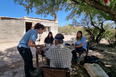 MDZol | Se trata de un trabajo en el que se puede llegar a recorrer 400 kilómetros en un día rumbo a diferentes puestos que pueden sufrir la falta de tecnología o algunas situaciones particulares. Foto: Gentileza