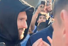 Messi está en España. Foto: @MessiRocuzzos