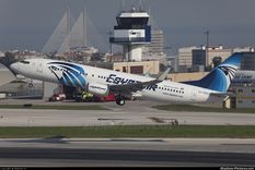 desaparecio un avion que viajaba de paris a el cairo