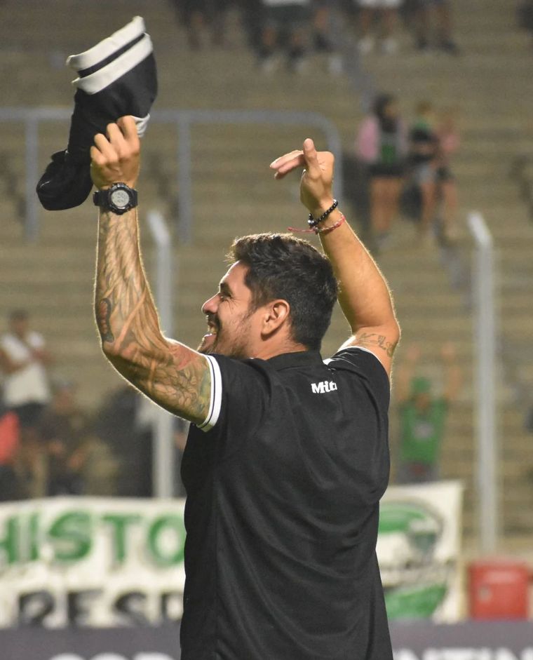 De la mano de Olivera, Gimnasia logró mantener el arco en cero en más de la mitad de los partidos del actual torneo. De la mano de Olivera, Gimnasia logró mantener el arco en cero en más de la mitad de los partidos del actual torneo.