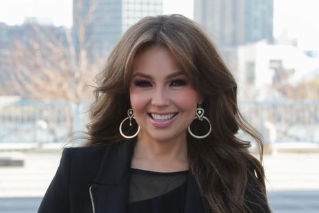 Thalía brilló en el street style del momento, liderando cómo llevar la ropa casual y especialmente los jeans. Foto: 20minutos