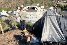 Con carpa y comida, algunos llegaron muy temprano para tener un lugar privilegiado en los cerros.