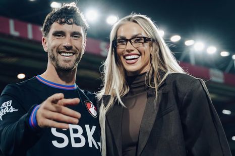 Senesi recibió el llamado para el Mundial y la reacción de su pareja no tardó en viralizarse. Senesi recibió el llamado para el Mundial y la reacción de su pareja no tardó en viralizarse.