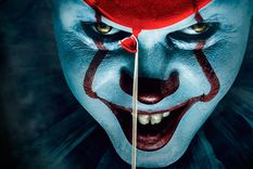 la serie que revela el oscuro origen de pennywise causa furor entre los fans: donde verla