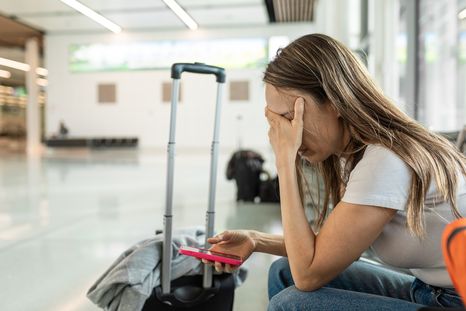 Por la reprogramación del vuelo, Paula se quedó sin viaje y sin poder asistir a un casamiento en Mendoza. Por la reprogramación del vuelo, Paula se quedó sin viaje y sin poder asistir a un casamiento en Mendoza.