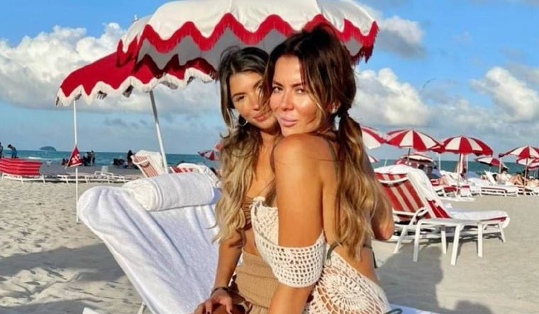 Karina Jelinek y Flor Parise mantuvieron su noviazgo en secreto por mucho tiempo