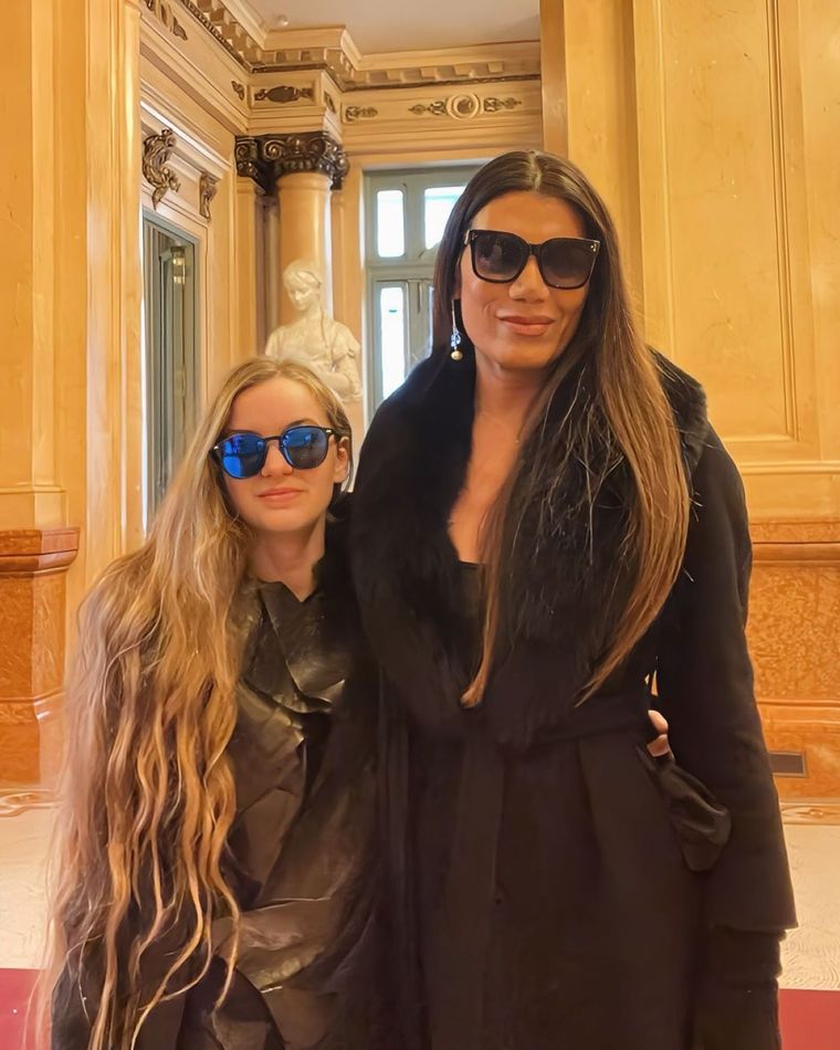 El estilo corre por las venas: Flor de la V y Bella Goycochea dan lecciones de estilo conjuntas con estas dos tendencias Foto: Instagram