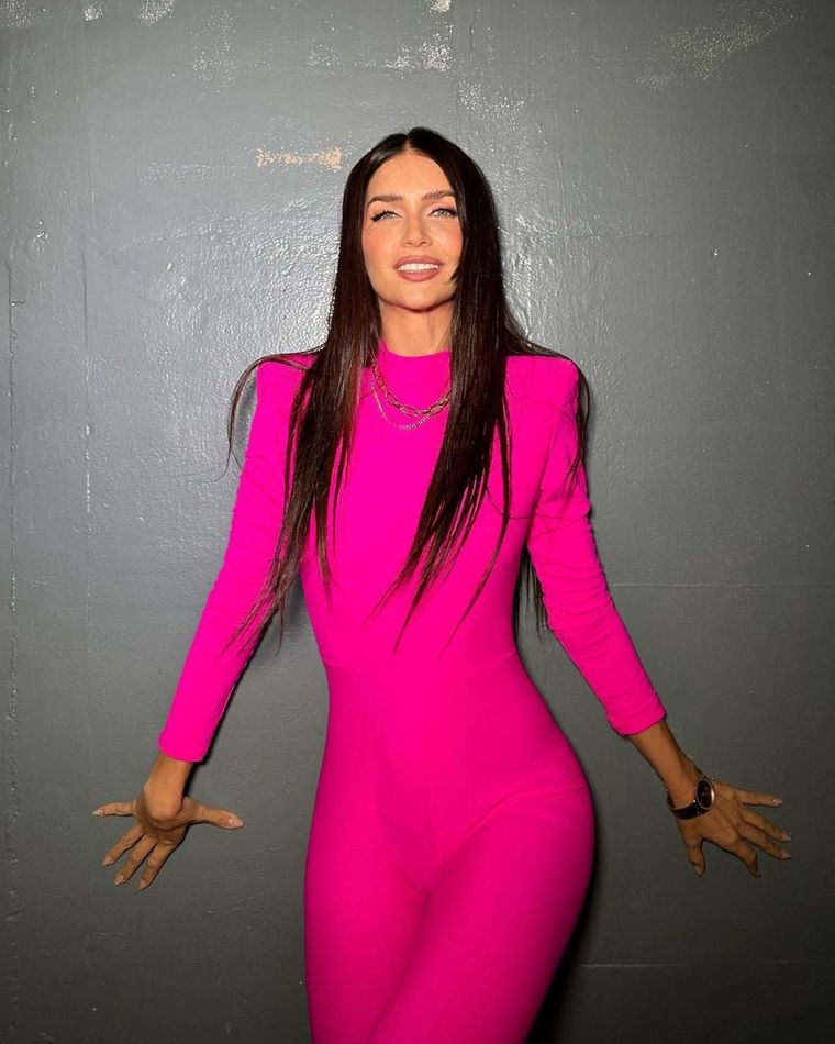 Las hermanas Nara prueban cuánto saben de moda llevando las tendencias del momento Foto: Instagram