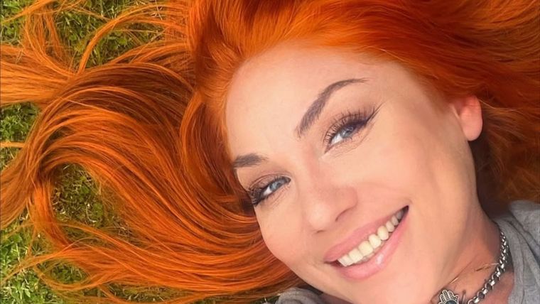 Lourdes Fernández, cantante.