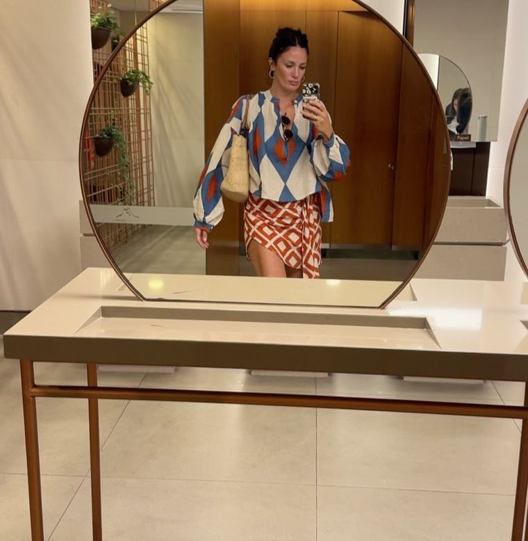 Mix de estampas y estilo bohemio. Mix de estampas y estilo bohemio.