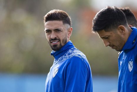 Manu Lanzini fue presentado en Vélez y no esquivó preguntas sobre su salida de River. Manu Lanzini fue presentado en Vélez y no esquivó preguntas sobre su salida de River.