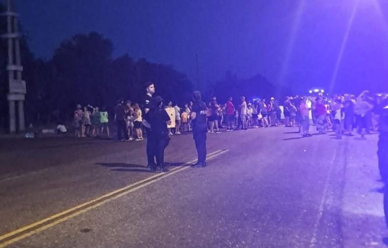 Manifestantes volvieron a concentrarse en distintos puntos de Mendoza.