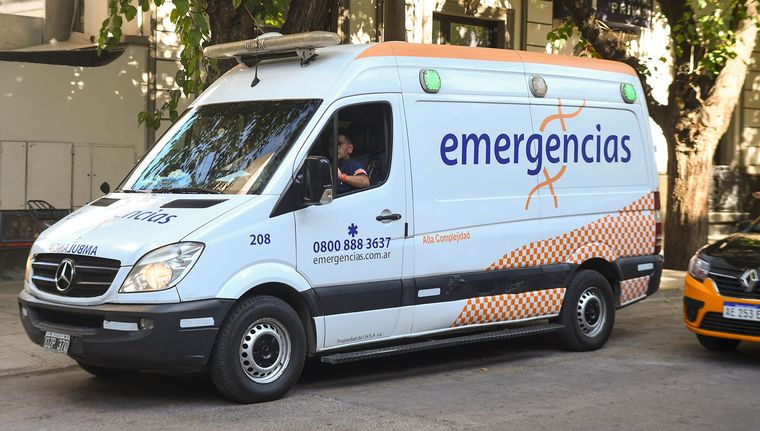 Una ambulancia del SEC asistió al ciclista. Imagen ilustrativa.