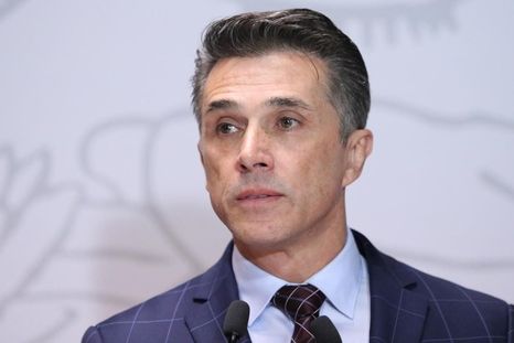 Sergio Mayer habló en La Casa de los Famosos México de la relación que tuvo su esposa Issabela Camil con Luis Miguel.