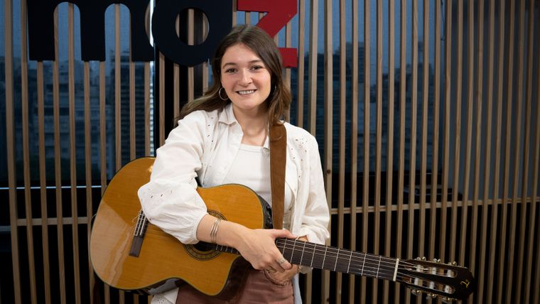 Maggie Cullen presentó su segundo álbum, Décimas.