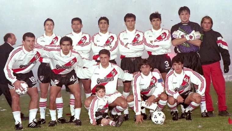 River Plate, campeón de la Copa Libertadores 1996 durante la presidencia de Alfredo Davicce.
