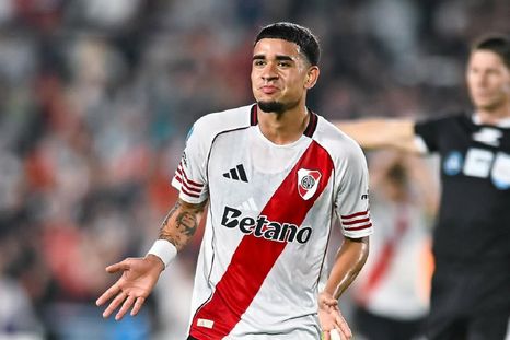 Kendry Páez no fue convocado para el partido ante Gimnasia. Kendry Páez no fue convocado para el partido ante Gimnasia.