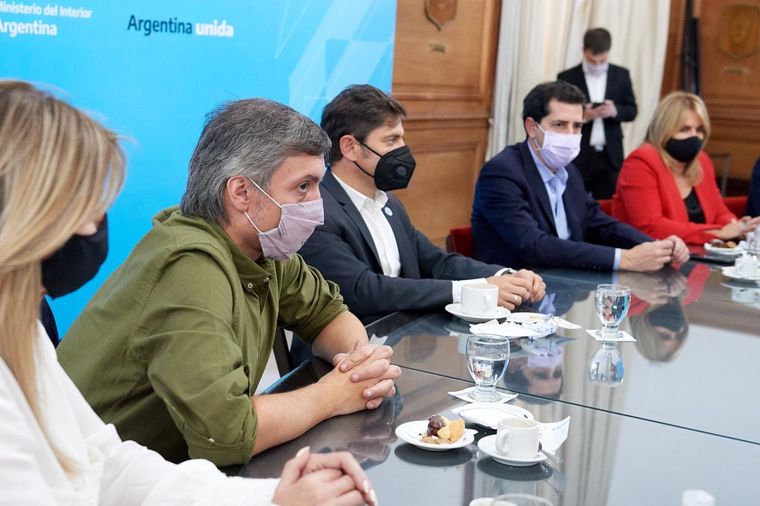 Máximo Kirchner, Axel Kicillof y Wado de Pedro en la reunión del miércoles que provocó una polémica. Foto: Twitter Wado de Pedro