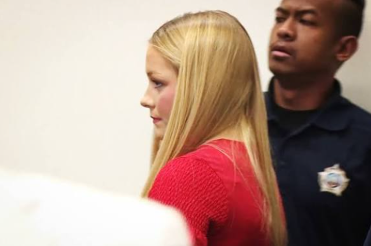 Laken Snelling espera una resolución por el caso donde escondió el cuerpo sin vida de su bebé recién nacido en un placard.