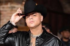 Eduin Caz fue criticado por sus fans, quienes dicen que le parece a Lyn May por el abuso de botox.