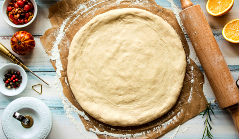 Receta de pizza, masa casera fácil y esponjosa Receta de pizza, masa casera fácil y esponjosa