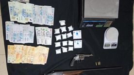 Los allanamientos terminaron con 4 detenidos y el secuestro de drogas, armas y dinero.&nbsp;