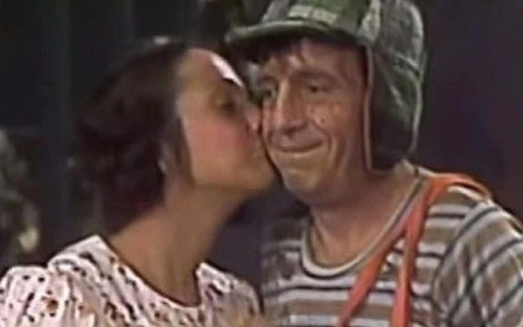 Paty junto a El Chavo del Ocho en uno de los capítulos de la popular tira. Foto: Instagram